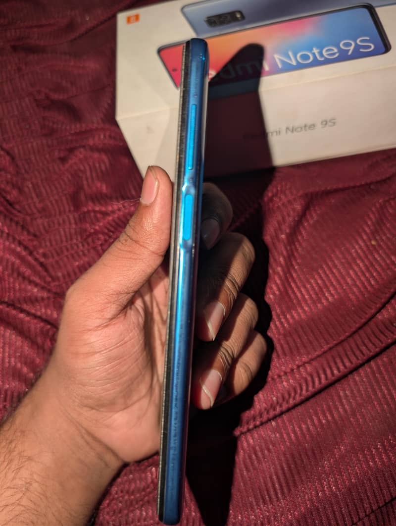 Xiaomi Redmi Note 9S 1