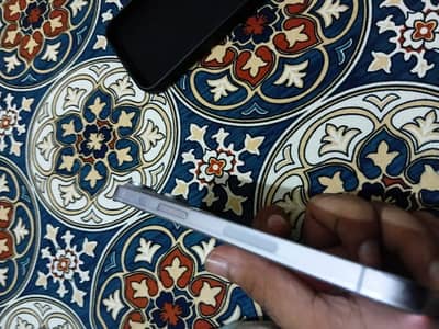 Apple iPhone 14