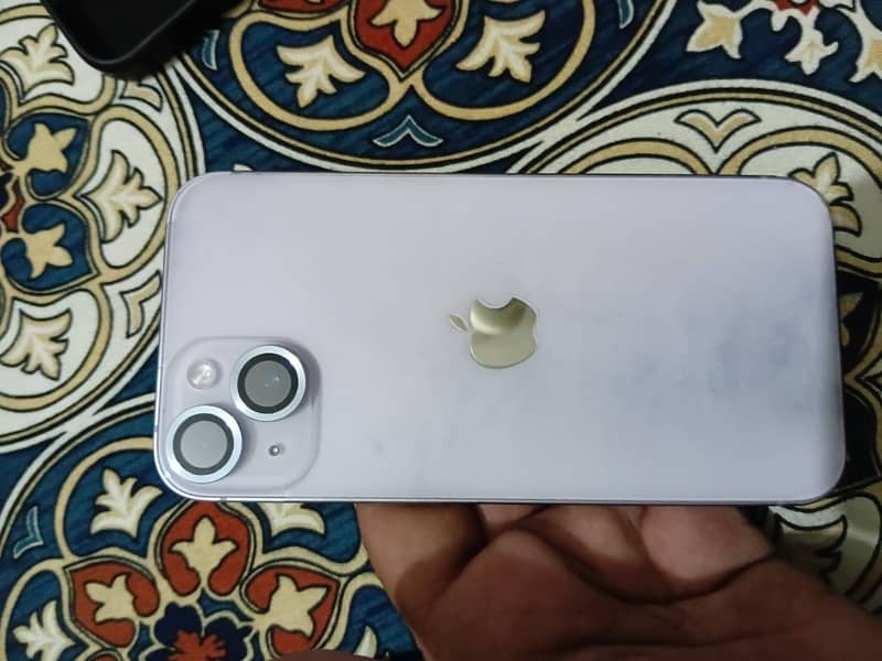Apple iPhone 14 3