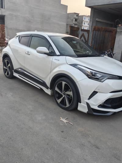 Toyota chr,2019 model import 2024 register 2025
