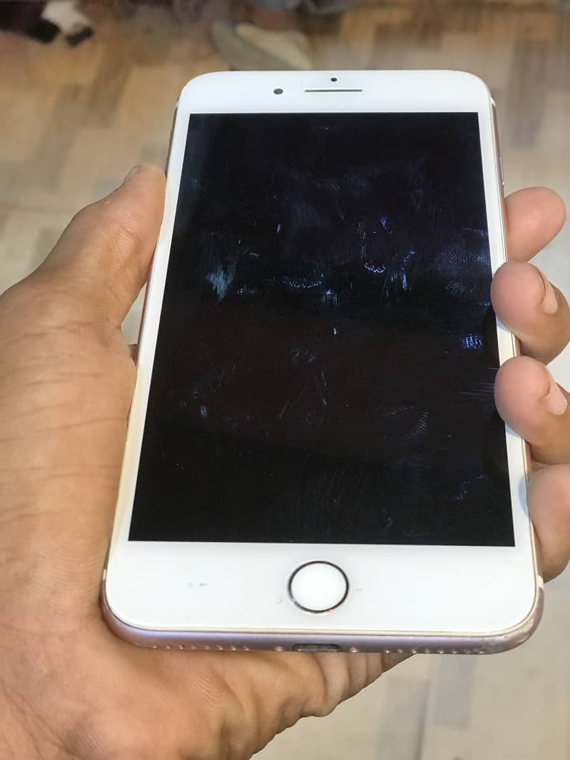 Apple iPhone 7 Plus 3