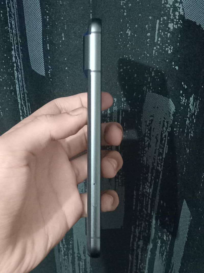 Google pixel 8 3