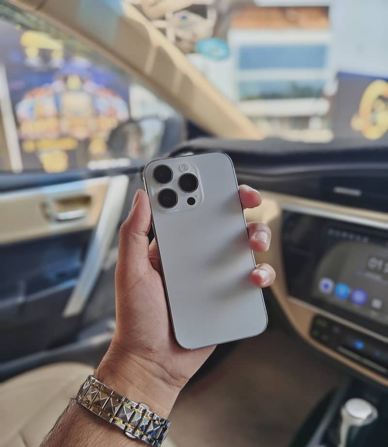 Apple iPhone 14 Pro 0