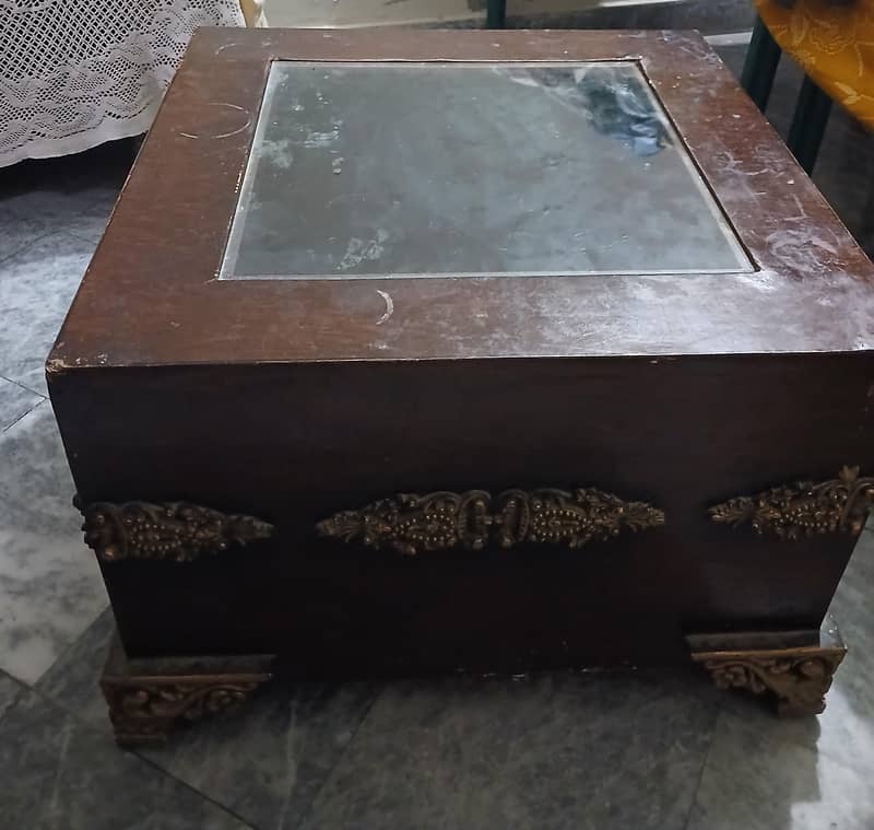 Sofa set or table good condition 1