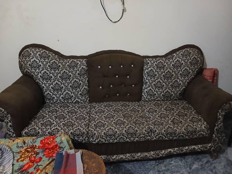 Sofa set or table good condition 3