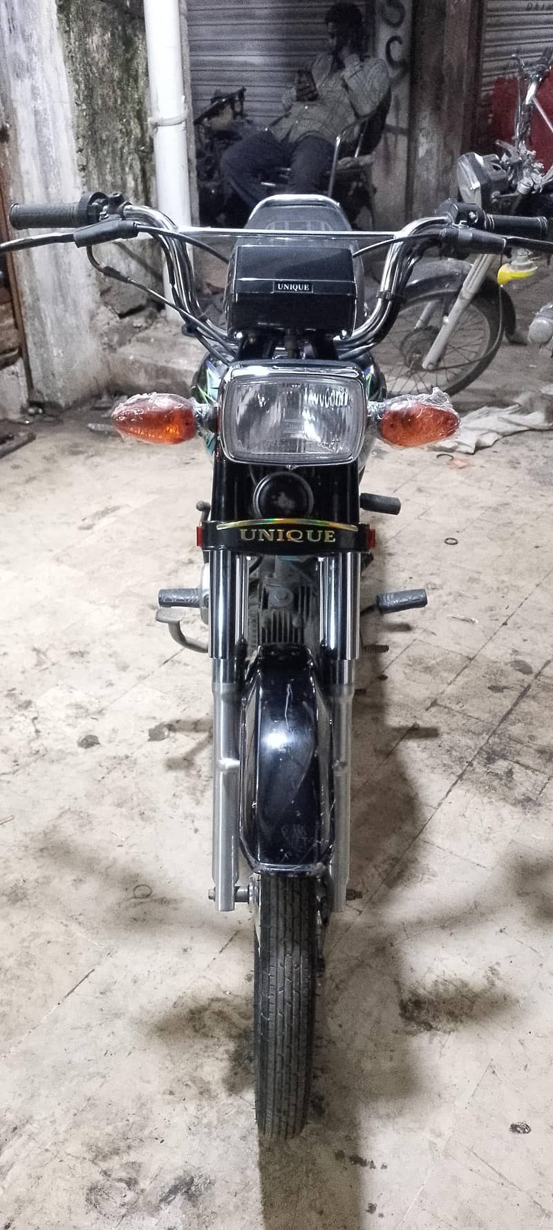 Unique UD-70 0