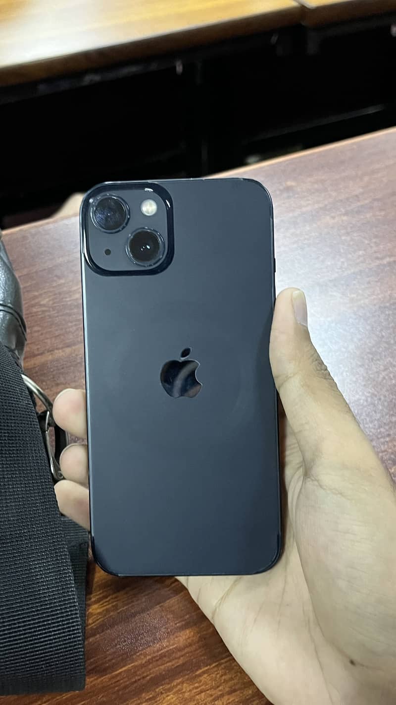 Apple iPhone 13 6