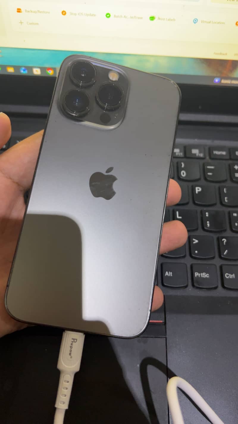 Apple iPhone 13 Pro 0