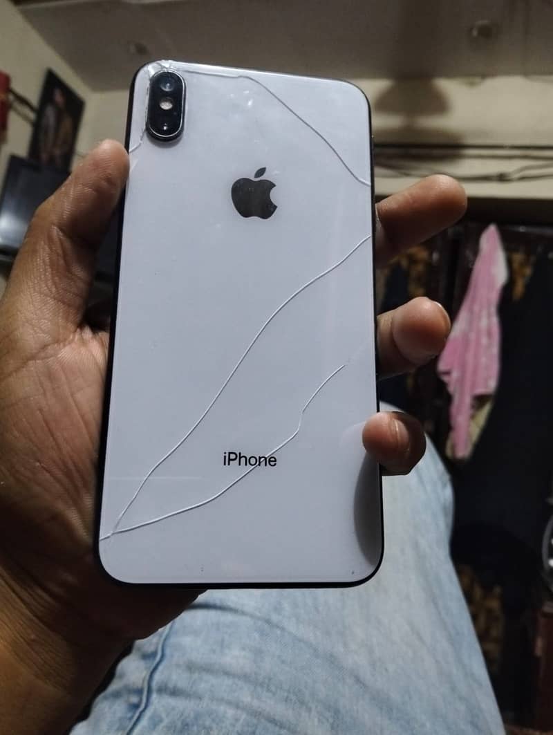 Apple iPhone XS Max 2
