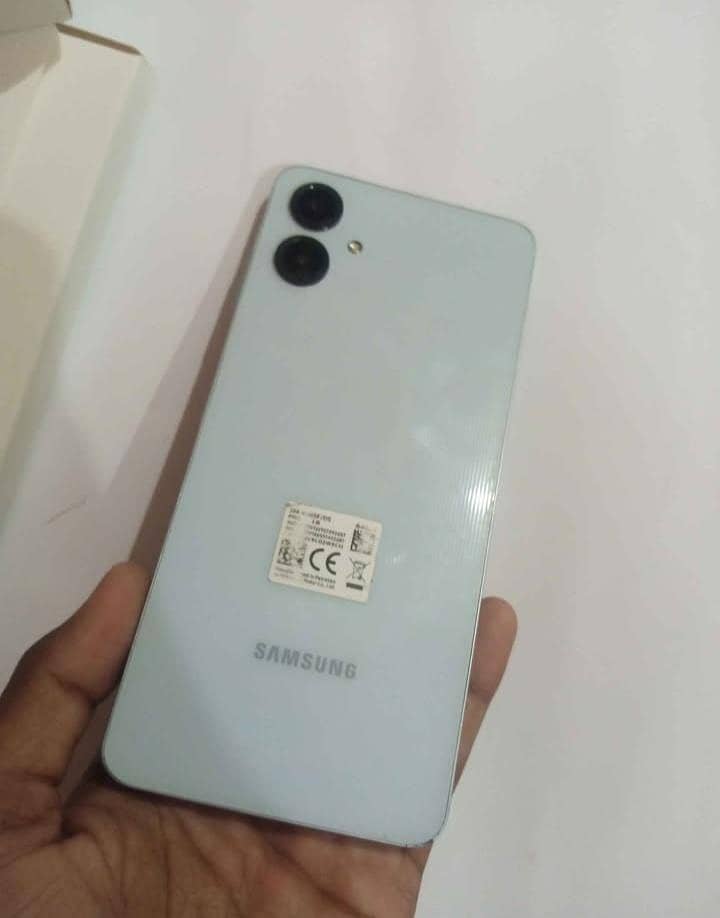 Samsung Mobile A06 1