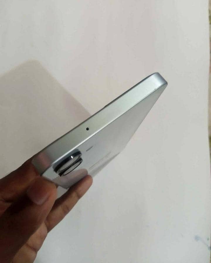 Samsung Mobile A06 3