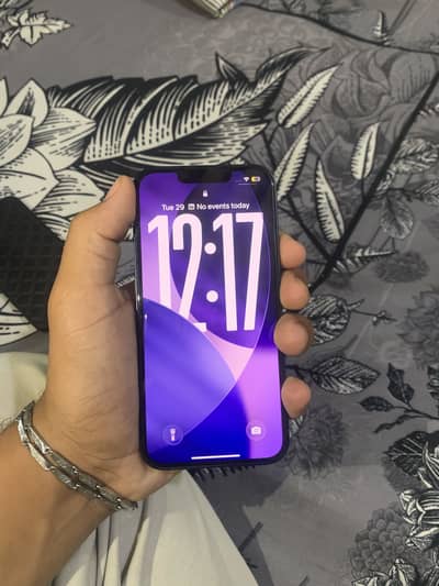 Apple iPhone 14
