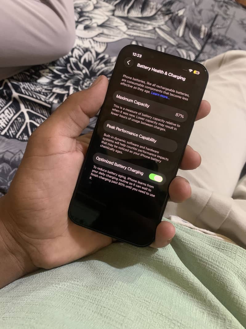 Apple iPhone 14 3