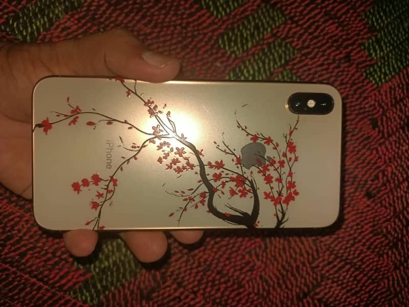 Apple iPhone XS Max 7