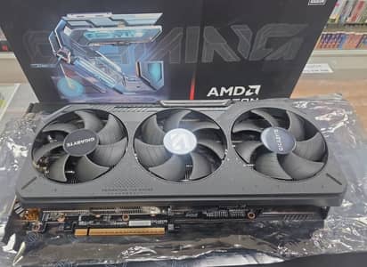 GIGABYTE Radeon RX 9070 XT GAMING OC 16G Graphic Card