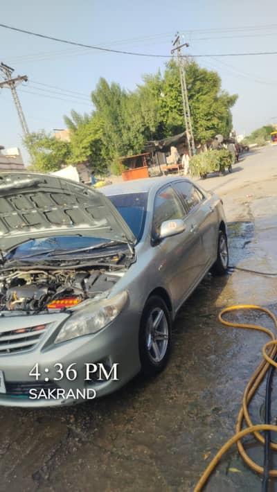 Toyota Corolla GLI 2011