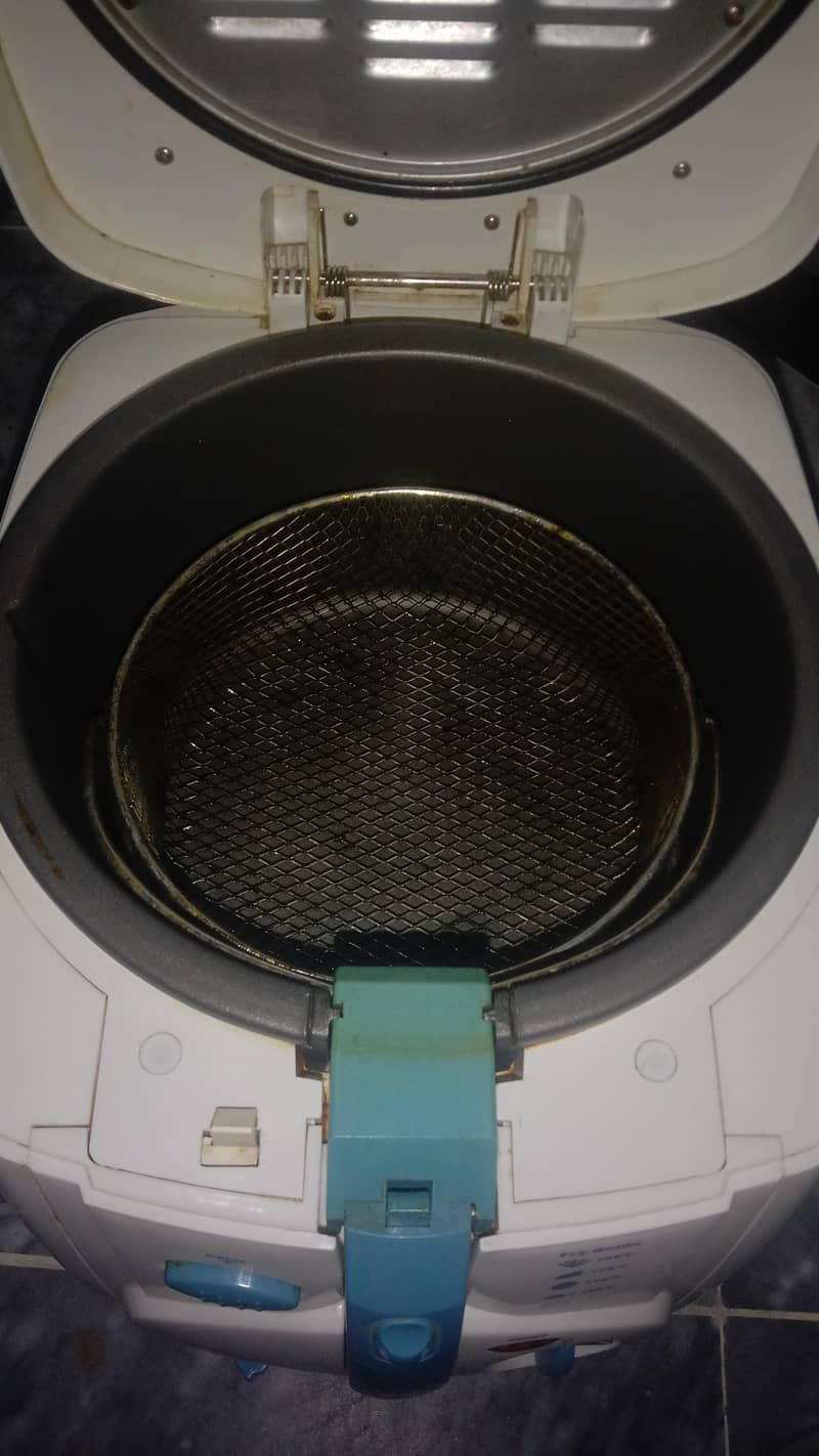 deep fryer 2
