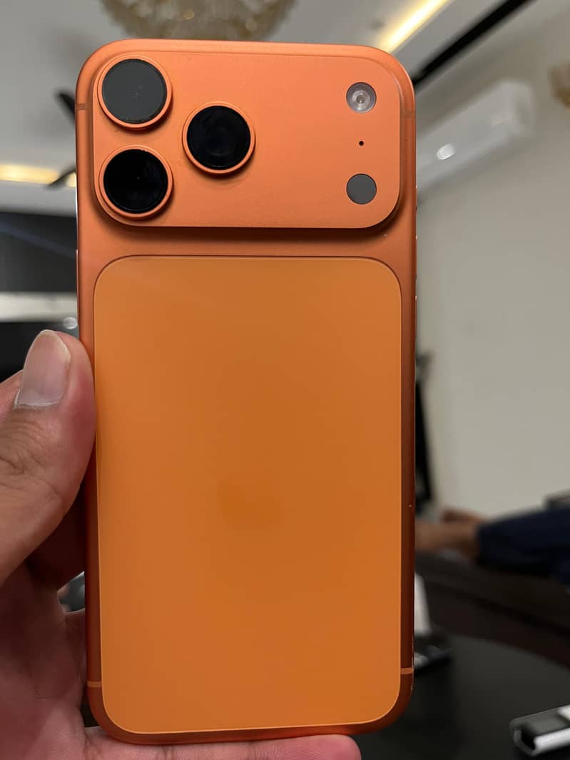 Apple iPhone 17 Pro Max 0