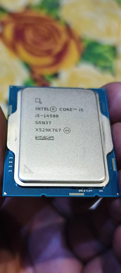 Core i5 14 Gen like new just box open only