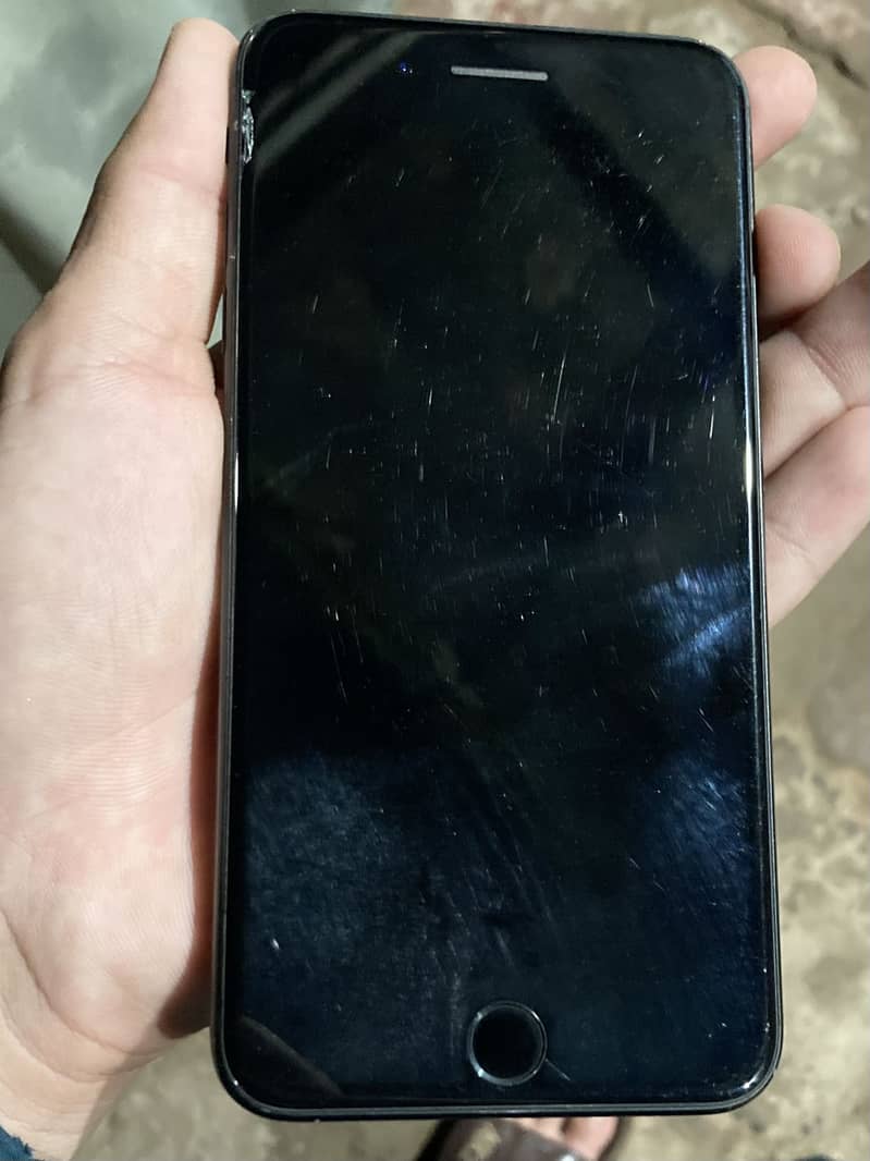 Apple iPhone 7 Plus 0