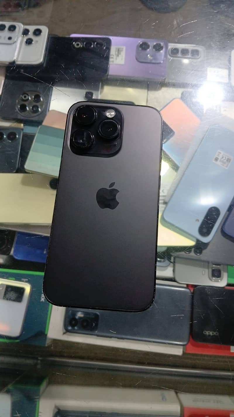 Apple iPhone 14 Pro 0