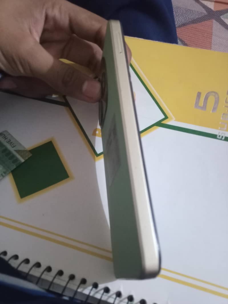 Tecno Spark 20C 3