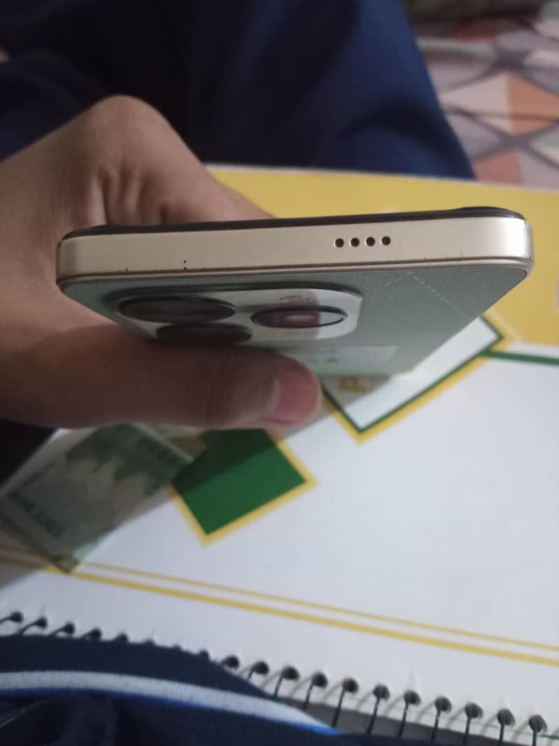 Tecno Spark 20C 4