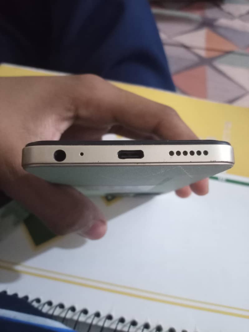 Tecno Spark 20C 6