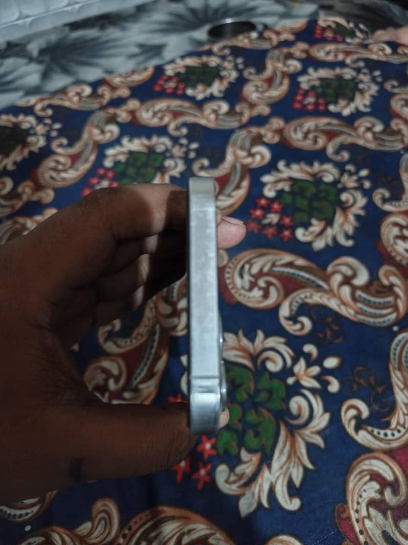 Apple iPhone 12 Pro 3