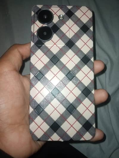 pkr RS. 25 thousand vivo y36 mobile changed panel&back halki si damged