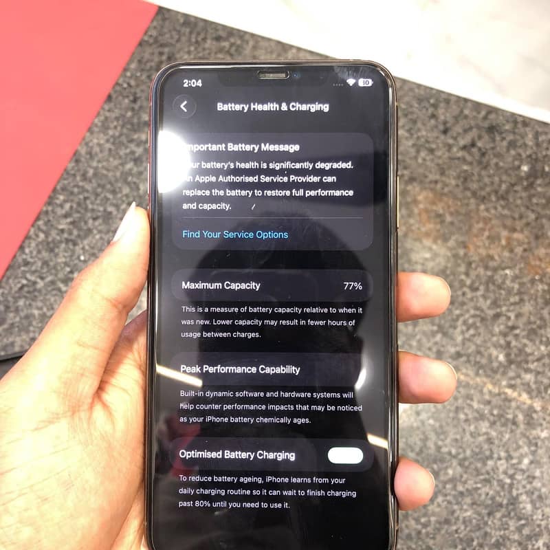 Apple iPhone 11 Pro Max 2