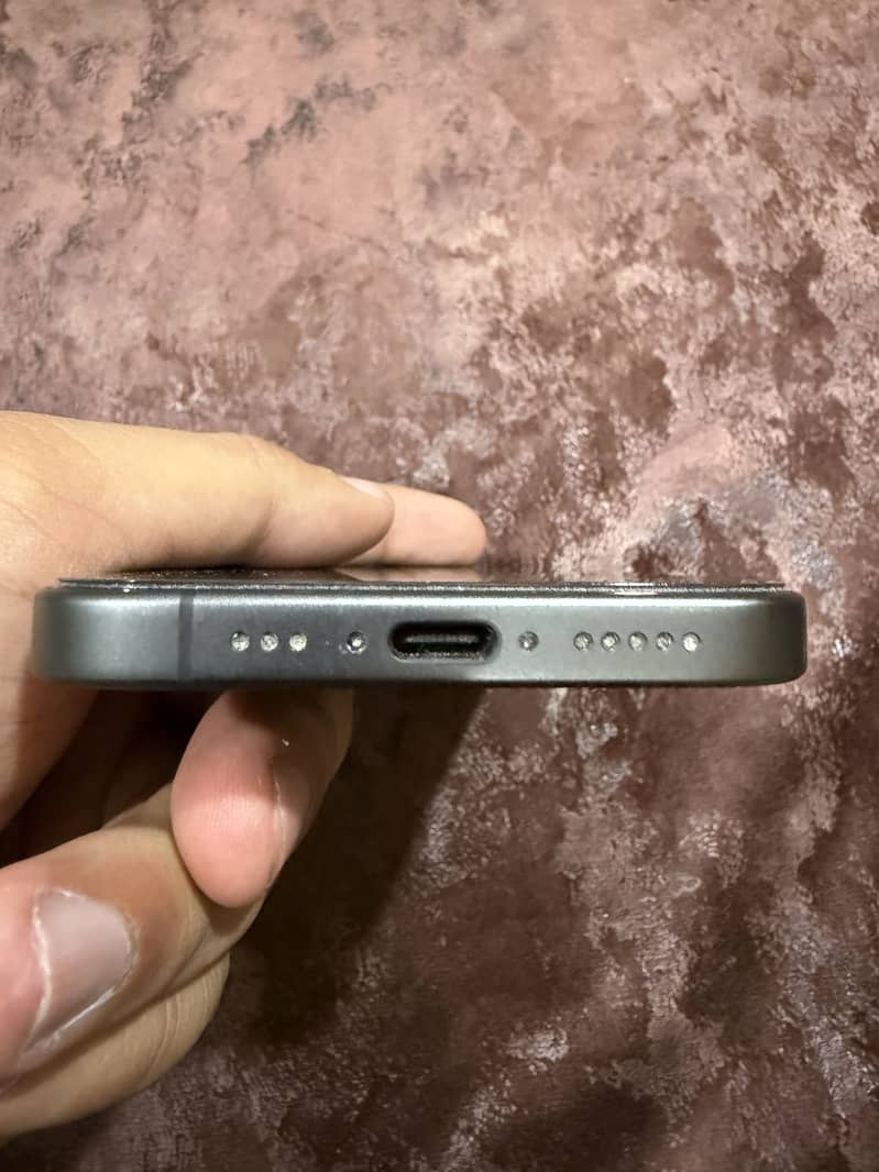 Apple iPhone 17 1