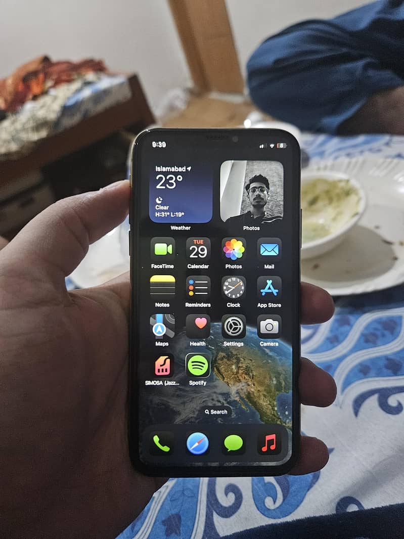 Apple iPhone XS 0