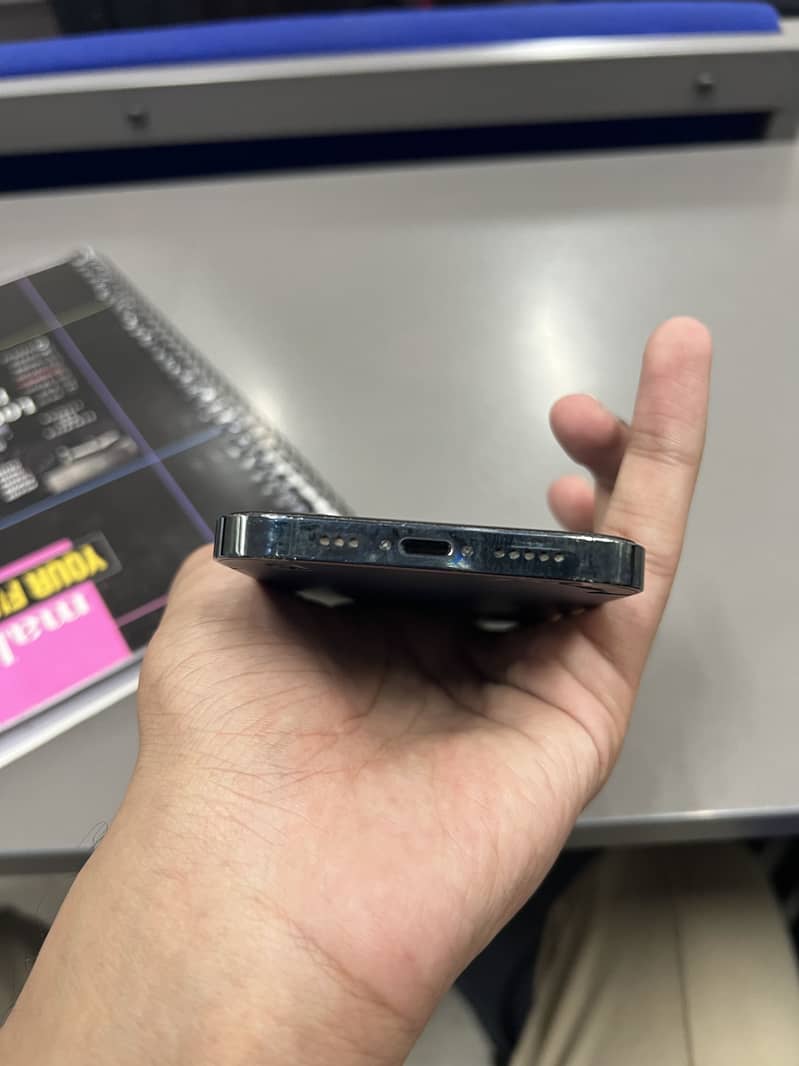 Apple iPhone 12 Pro 5