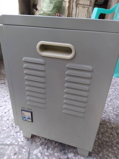 Regulator 5w