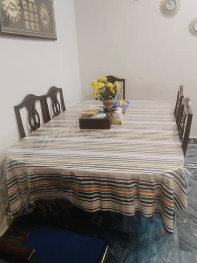 wooden dinning table with 6 chairs