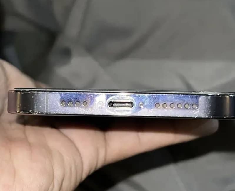Apple iPhone 14 Pro Max 3