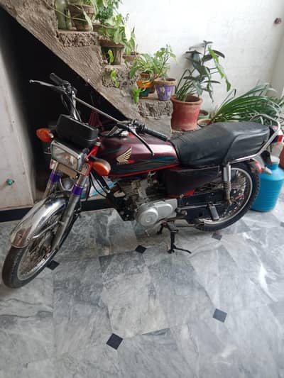 Honda CG 125 — Clean, Powerful & Ready to Ride