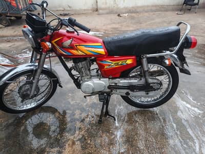 CG United 125
