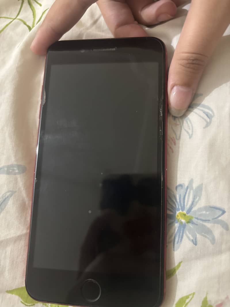 Apple iPhone 8 Plus 1