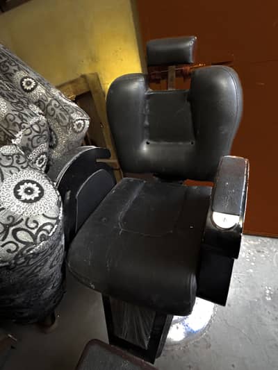 Parlour chair - Rs 17000