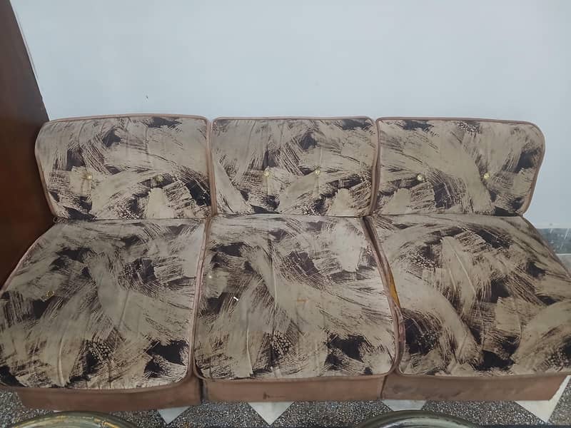 sofa seats 0