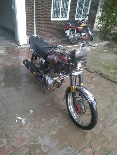 Honda CG 125 (2017 Model) - Gujrat Registered - Original Book