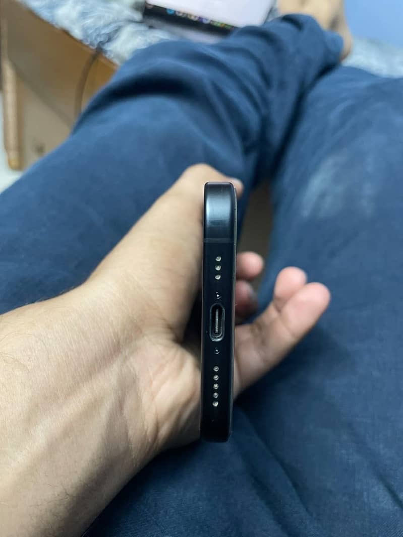 Apple iPhone 16 JV 2