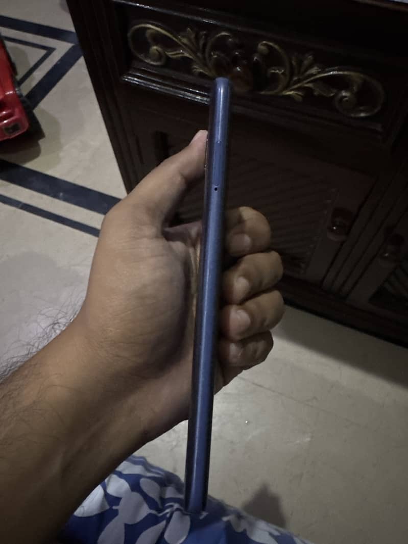 Xiaomi Redmi Note 9 4