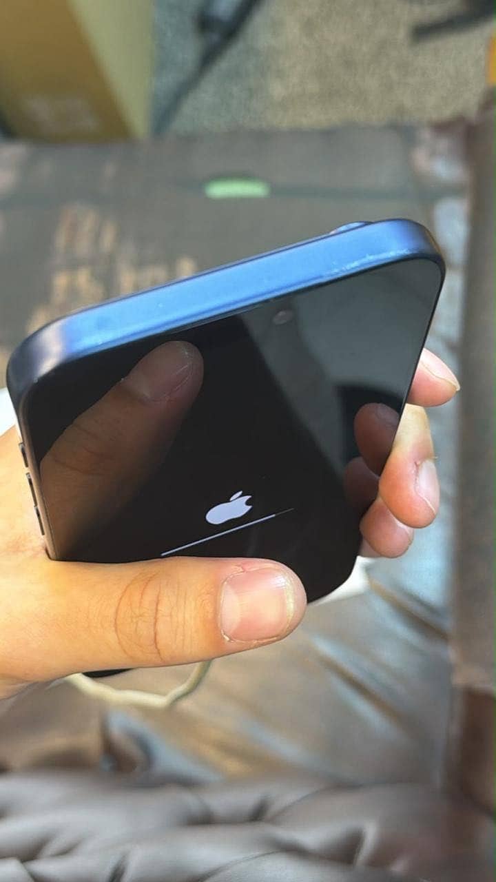 Apple iPhone 17 Pro Max 1