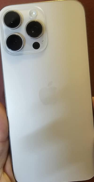 Apple iPhone 16 Pro Max JV
