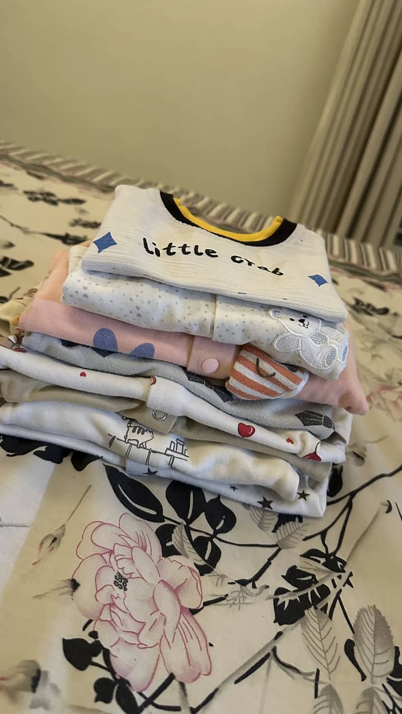 Clothes for free 0
