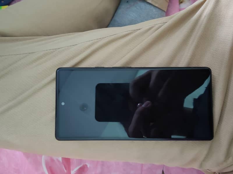 Google Pixel 6 4