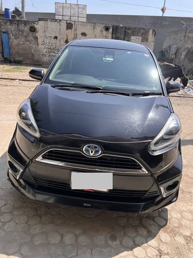 Toyota Sienta 2017